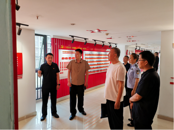 临沂市公安局及保安协会到永兴集团yx5978考察交流316.png