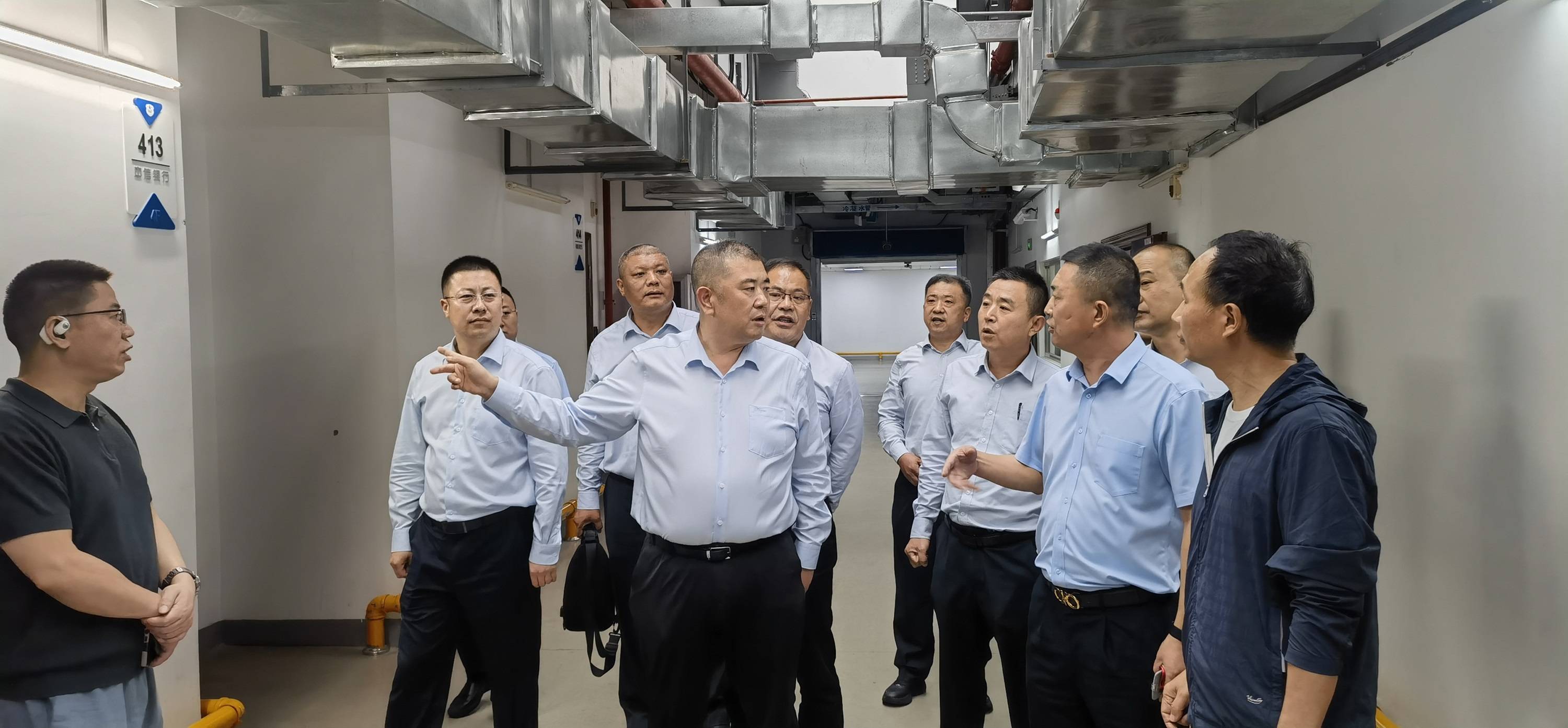 1730337345972733.jpg 无锡押运保安 (1) - 副本.jpg